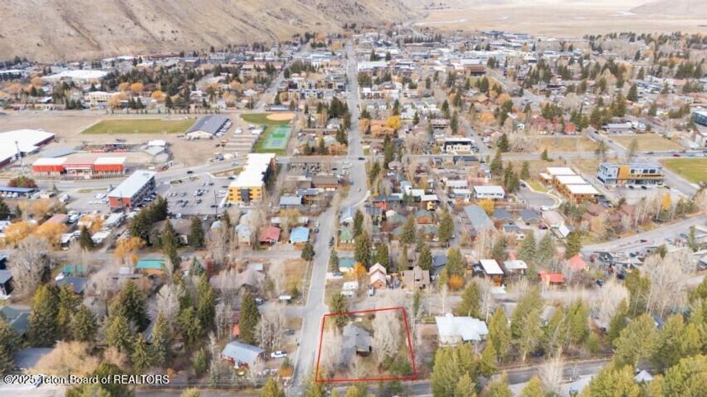 750 S MILLWARD Street, Jackson, WY 83001 photo 11