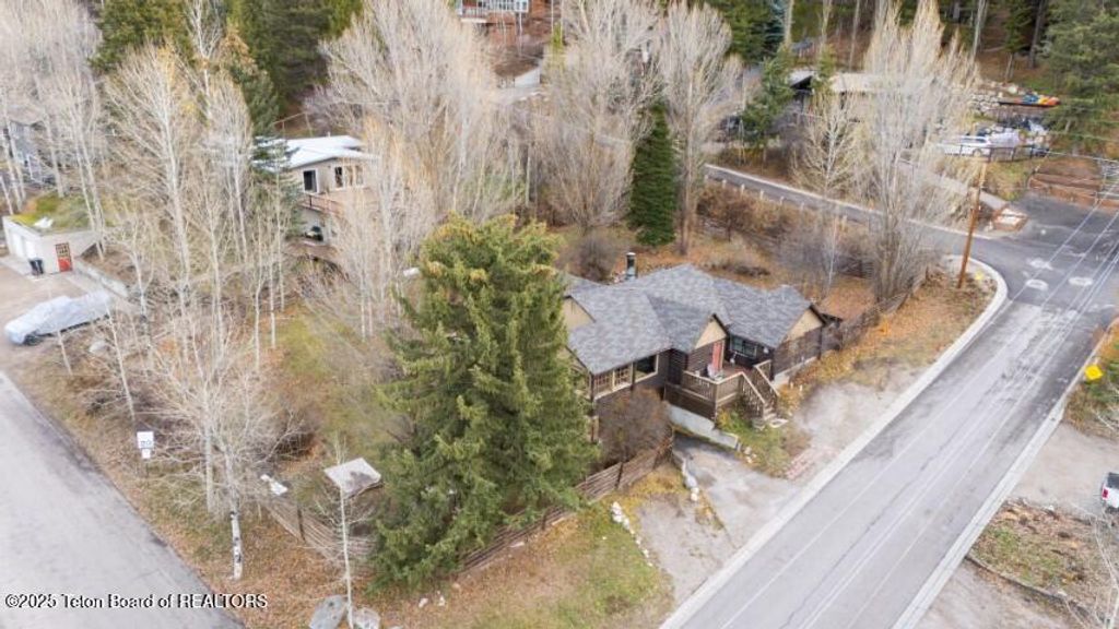 750 S MILLWARD Street, Jackson, WY 83001 photo 3