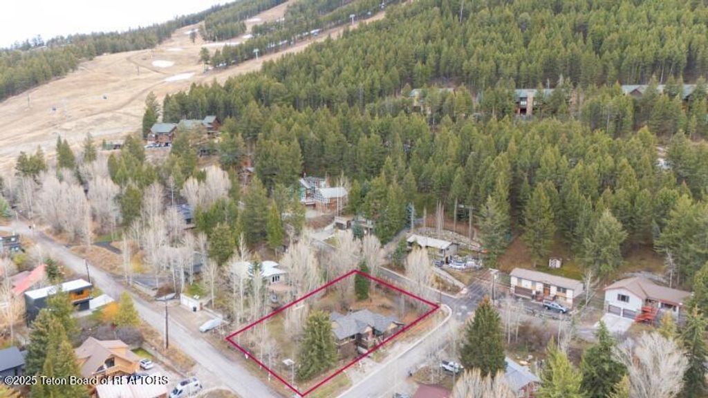 750 S MILLWARD Street, Jackson, WY 83001 photo 7