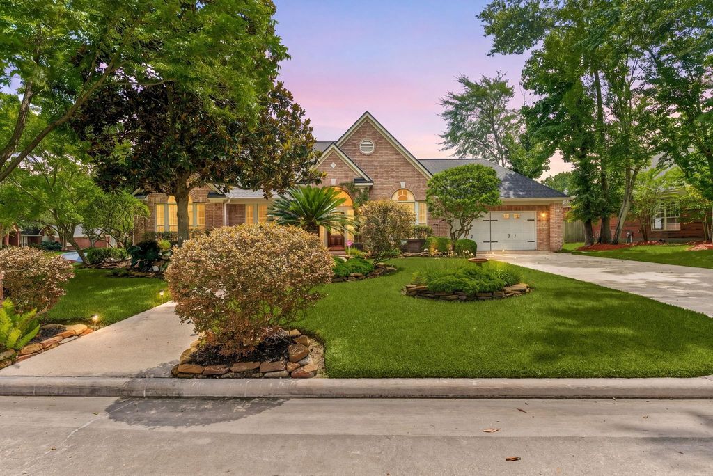 6907 Harvest Glen Drive, Humble, TX 77346