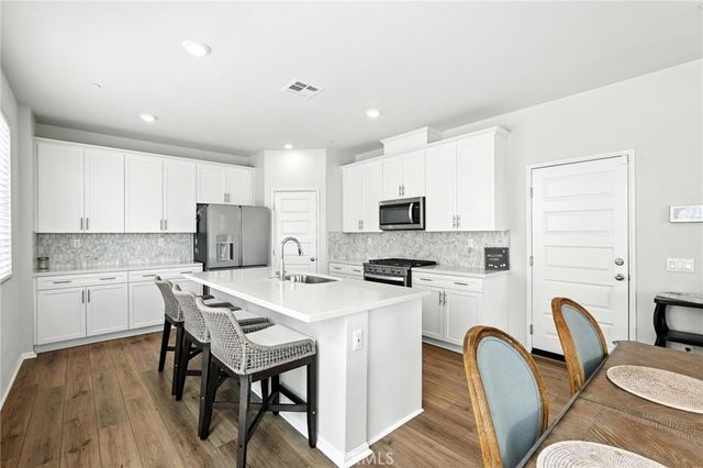 28267 Ashtree Street, Temecula, CA 92591