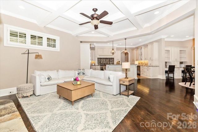 8100 Skye Lochs Drive, Waxhaw, NC 28173