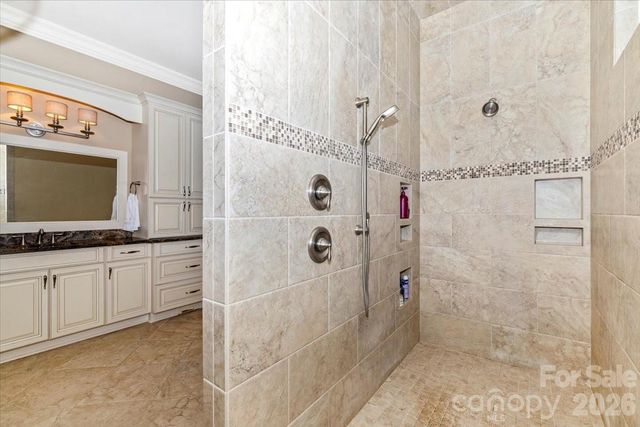 8100 Skye Lochs Drive, Waxhaw, NC 28173