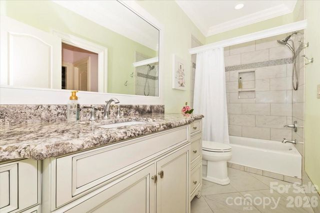 8100 Skye Lochs Drive, Waxhaw, NC 28173