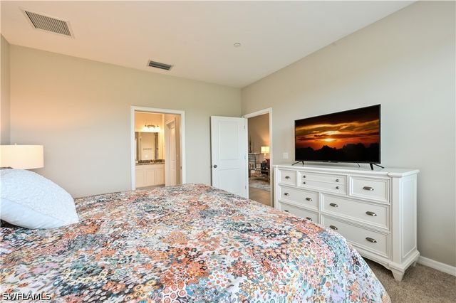 9386 Pocida CT 204, Naples, FL 34119