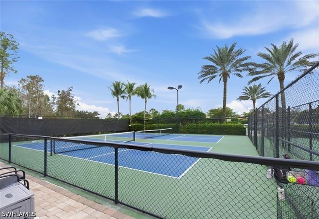 9386 Pocida CT 204, Naples, FL 34119