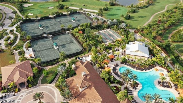 9386 Pocida CT 204, Naples, FL 34119