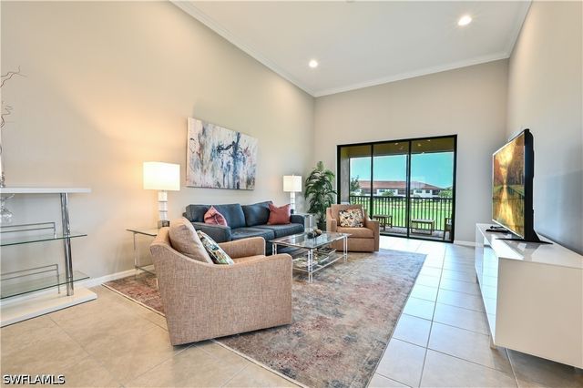 9386 Pocida CT 204, Naples, FL 34119