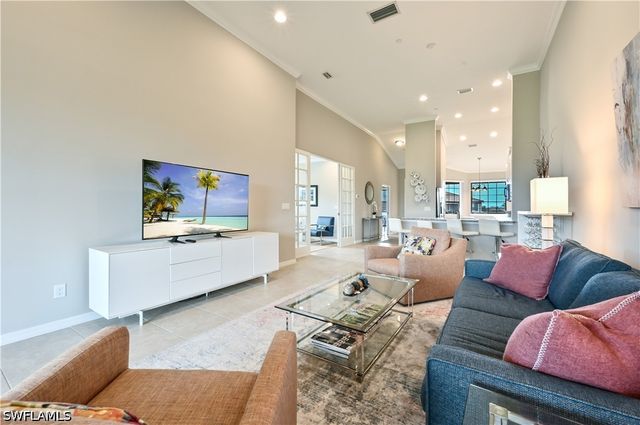 9386 Pocida CT 204, Naples, FL 34119