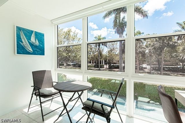 72 7th ST S 203, Naples, FL 34102