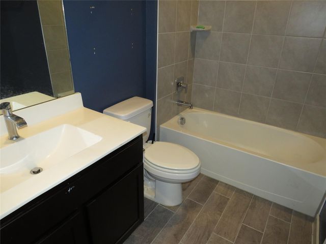 13337 Silver Egret Lane, Texas City, TX 77568