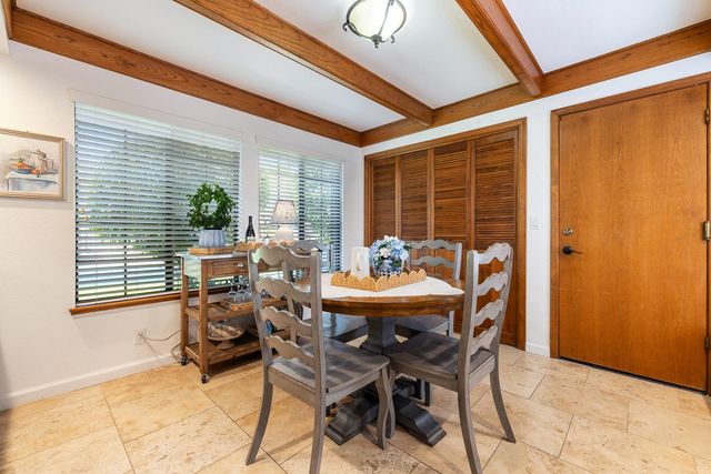 2827 W Compton Court, Fresno, CA 93711