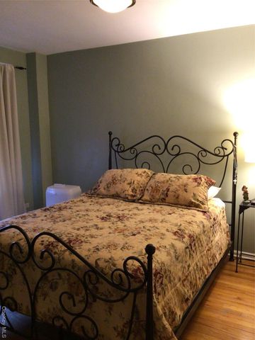 83-05 98th Street 5B, Woodhaven, NY 11421