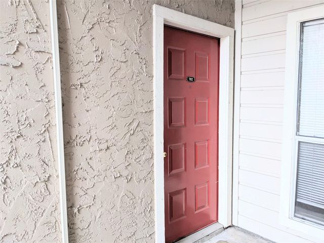 10855 Meadowglen Lane 702, Houston, TX 77042