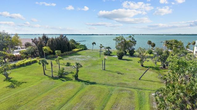 26014 SHORE DRIVE, Punta Gorda, FL 33950