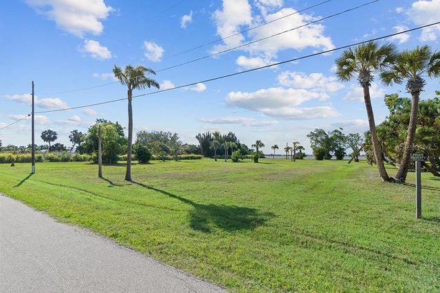 26014 SHORE DRIVE, Punta Gorda, FL 33950