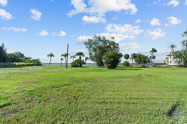 26014 SHORE DRIVE, Punta Gorda, FL 33950
