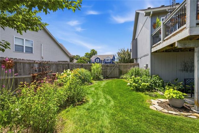 11500 E 207th Circle, Peculiar, MO 64078