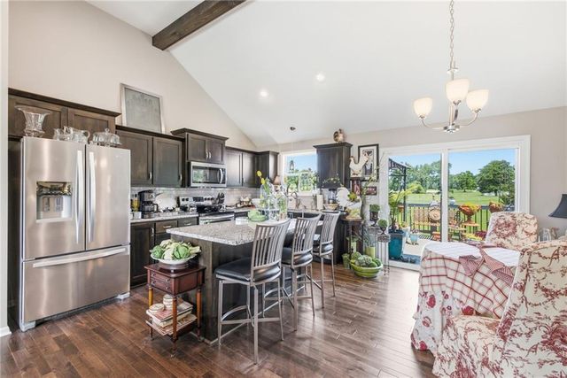 11500 E 207th Circle, Peculiar, MO 64078