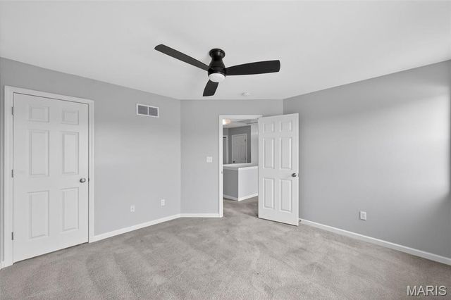 1290 Shorewinds Trail, St Charles, MO 63303