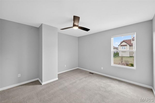 1290 Shorewinds Trail, St Charles, MO 63303