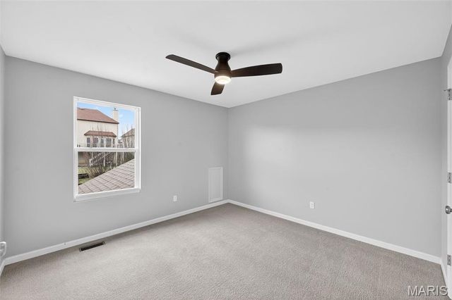 1290 Shorewinds Trail, St Charles, MO 63303