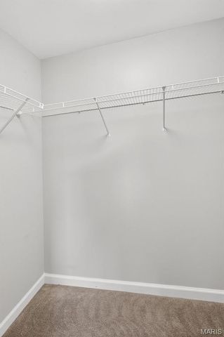 1290 Shorewinds Trail, St Charles, MO 63303