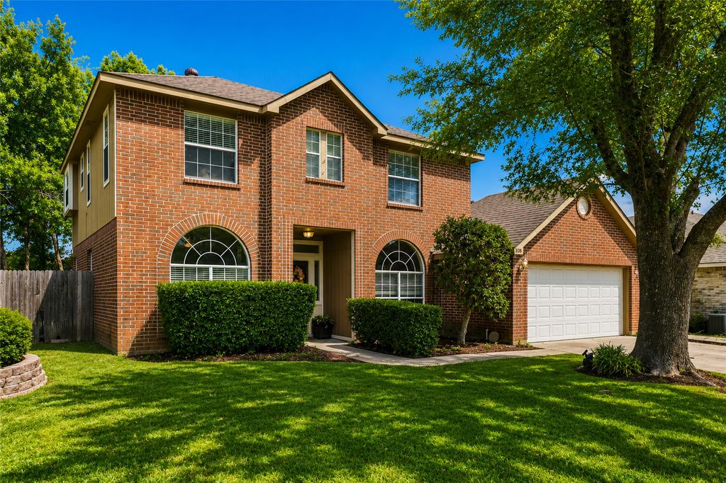 5203 Rio Court, Arlington, TX 76017 — photo 2