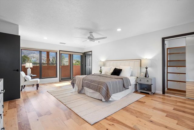 975 Antelope Ave NE, Albuquerque, NM 87122