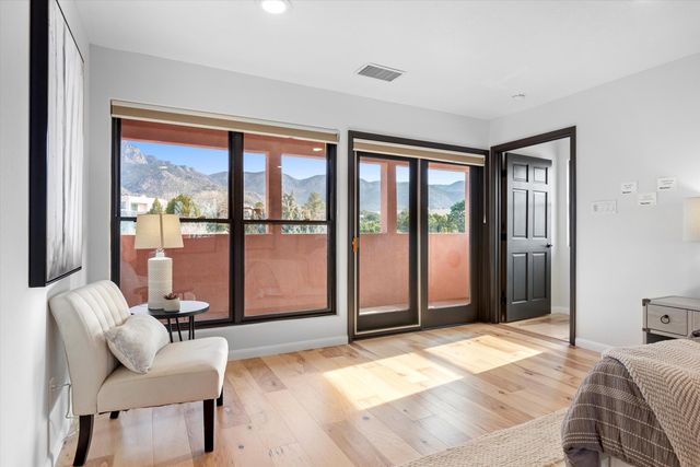 975 Antelope Ave NE, Albuquerque, NM 87122