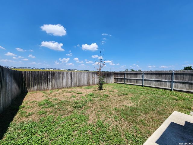 1143 CREEKSIDE ORCH, New Braunfels, TX 78130