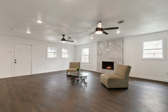 602 Lawson Drive, Garland, TX 75042