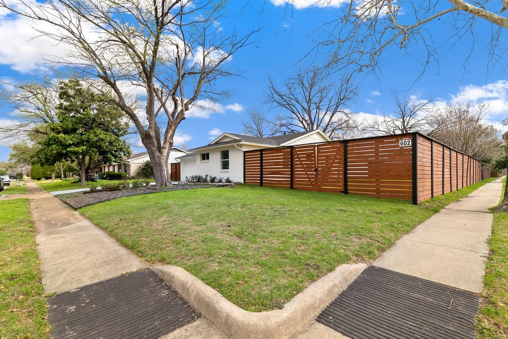 602 Lawson Drive, Garland, TX 75042