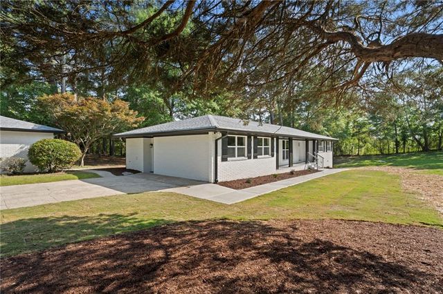 2604 Flat Shoals SW Road, Conyers, GA 30094