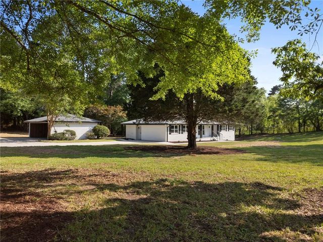 2604 Flat Shoals SW Road, Conyers, GA 30094