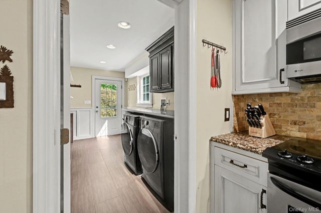 1800 Saw Mill River Road, White Plains, NY 10607