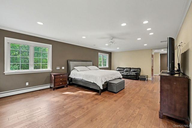 1800 Saw Mill River Road, White Plains, NY 10607