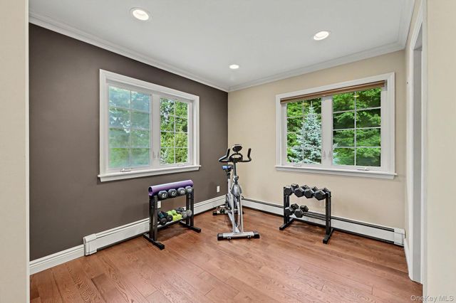 1800 Saw Mill River Road, White Plains, NY 10607