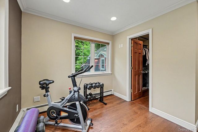 1800 Saw Mill River Road, White Plains, NY 10607