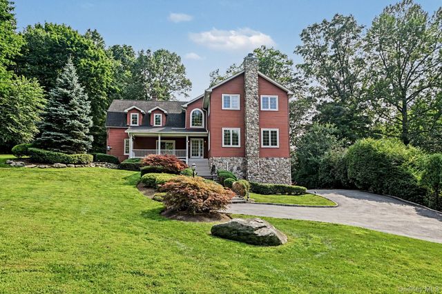 1800 Saw Mill River Road, White Plains, NY 10607