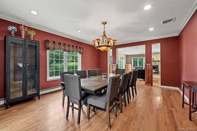 1800 Saw Mill River Road, White Plains, NY 10607