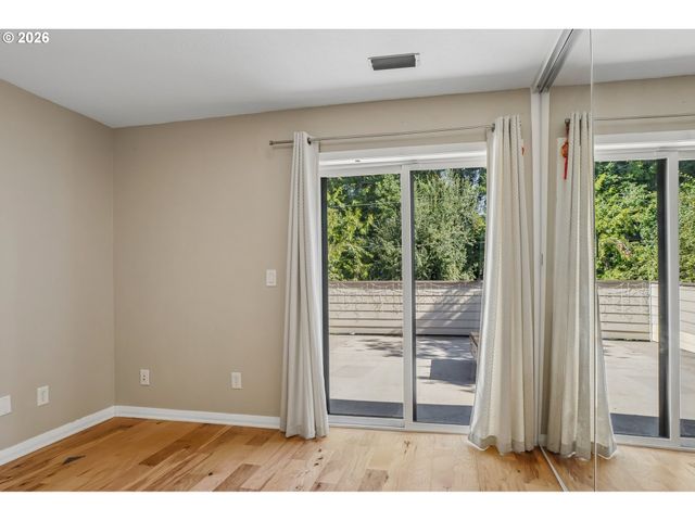 17019 Sw VERSAILLES Ln, Portland, OR 97224
