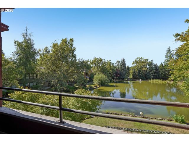 17019 Sw VERSAILLES Ln, Portland, OR 97224
