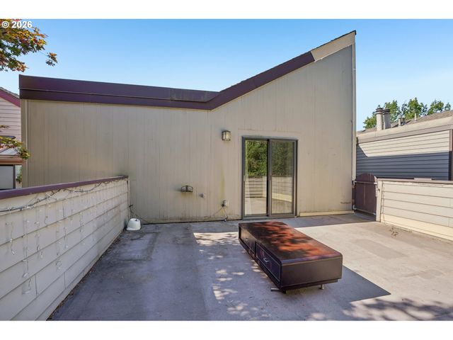 17019 Sw VERSAILLES Ln, Portland, OR 97224