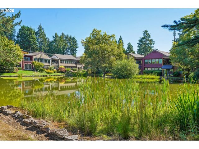 17019 Sw VERSAILLES Ln, Portland, OR 97224