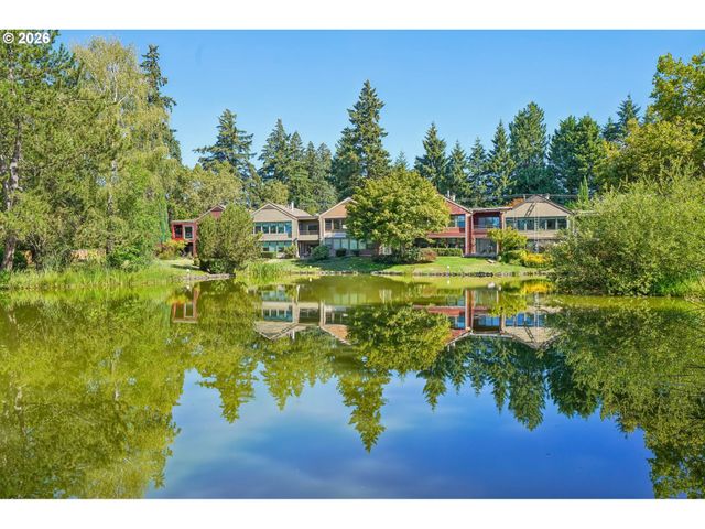 17019 Sw VERSAILLES Ln, Portland, OR 97224