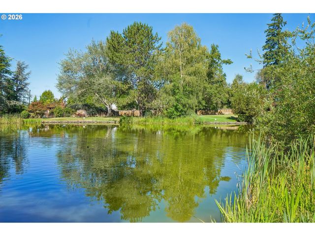 17019 Sw VERSAILLES Ln, Portland, OR 97224