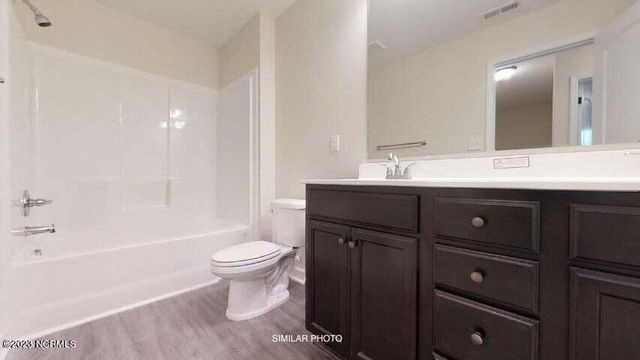 124 Woodford Drive, Jacksonville, NC 28540