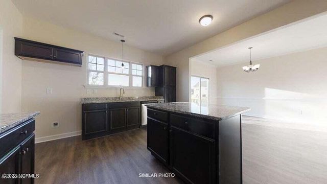 124 Woodford Drive, Jacksonville, NC 28540