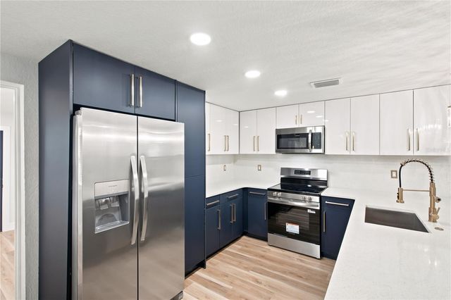 2908 E 26TH AVENUE, Tampa, FL 33605